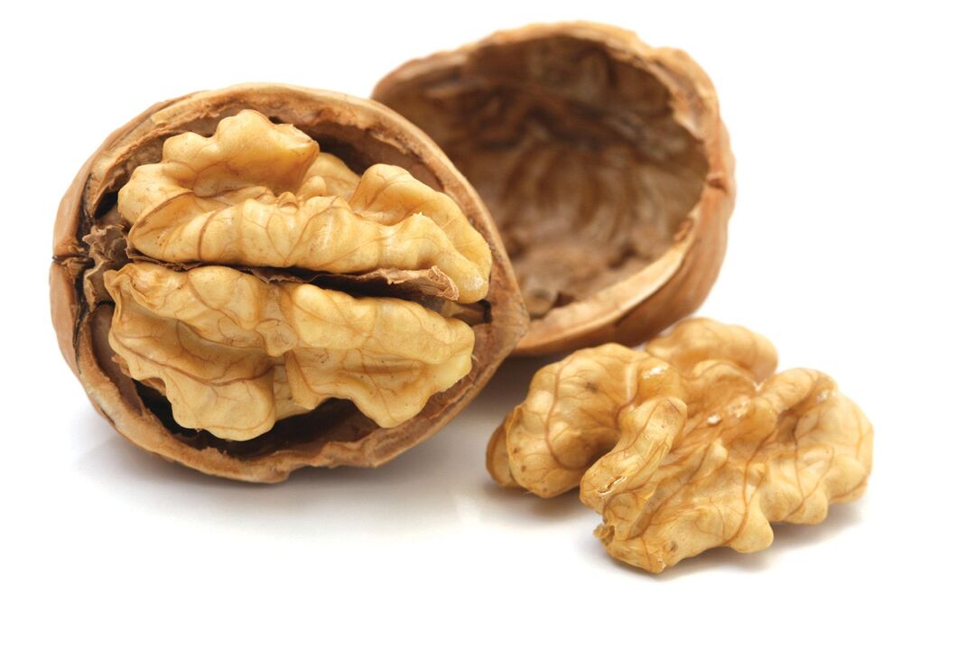 walnut as a talisman for good luck